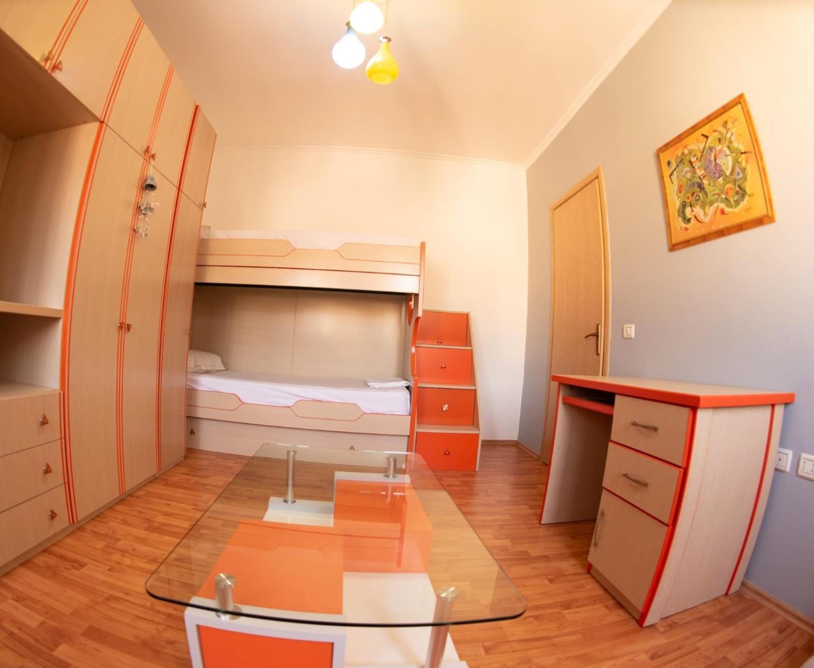 Apartament Egzoni City Center Apartment Berat Exterior foto